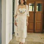 Alekha Cream Handpainted Cotton Checks Coord Set - front view