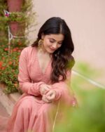 Kunda Peach Handpainted Chanderi Suit Set back view
