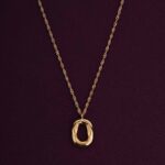 Palmonas Wobbly Oval Pendant Necklace 18k Gold Plated