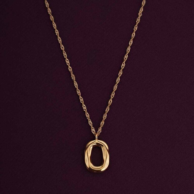 Palmonas Wobbly Oval Pendant Necklace 18k Gold Plated