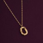 Palmonas Wobbly Oval Pendant Necklace 18k Gold Plated