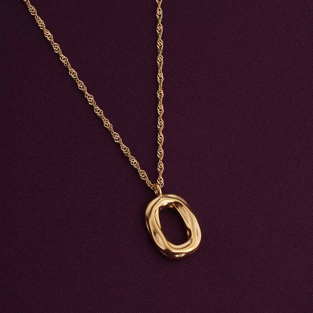 Palmonas Wobbly Oval Pendant Necklace 18k Gold Plated