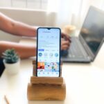 The Bamboo Bae Bamboo Mobile Holder Charging Dock